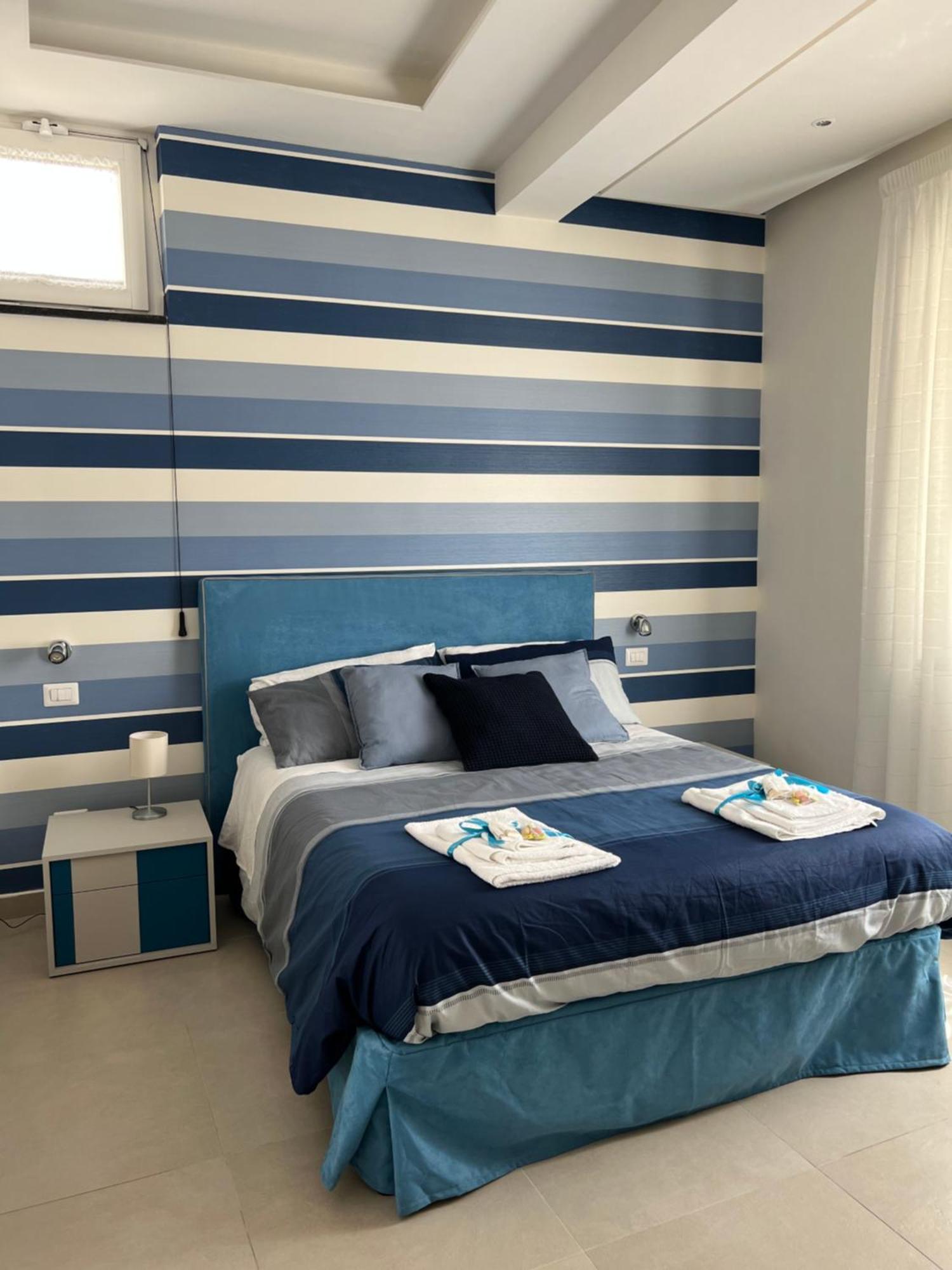 קסטלמרה די סטביה Interno7 Rooms חדר תמונה